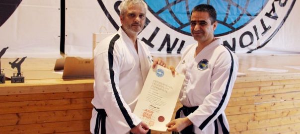 Majster Karwandgar nositeľom 8.danu Taekwondo ITF